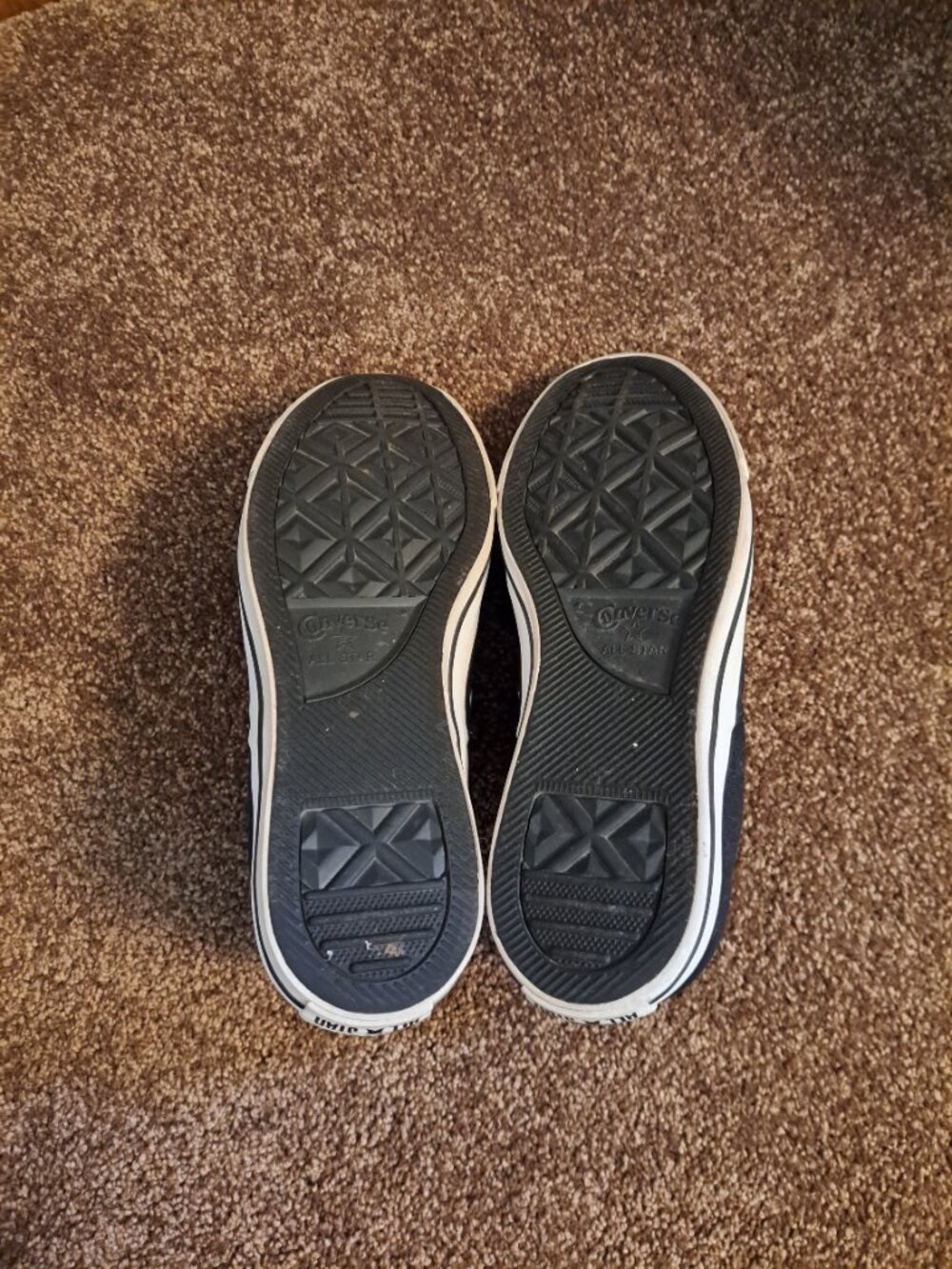 Like New Converse Chuck Taylor All Star Madison Canvas women's low-top sneakers - Picture 6 of 8